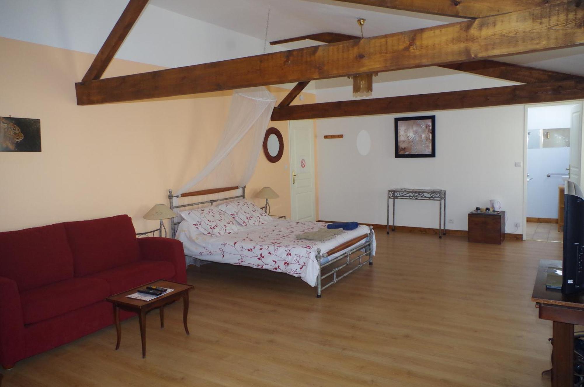 Maison d'Hôtes Le Cadran Solaire Courcelles  Quarto foto